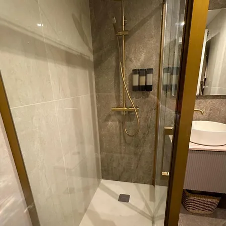 La Casina De Marques * Οβιέδο